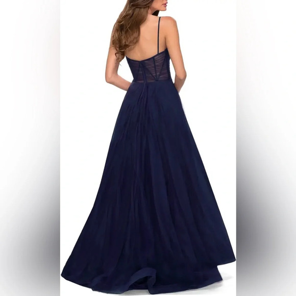 NWT La Femme Illusion A-Line Tulle Ballgown Navy Size 6 - Picture 2 of 16